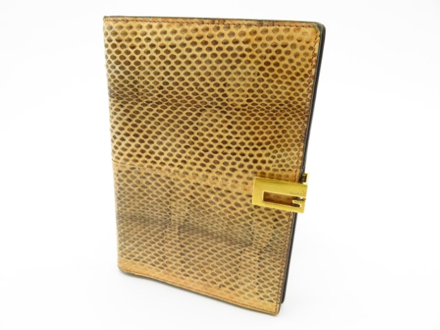 グッチ　手帳カバー