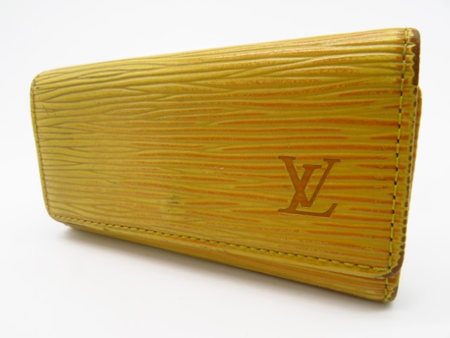 ルイヴィトン　キーケース