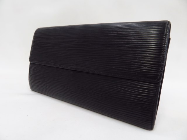 ルイヴィトン　財布