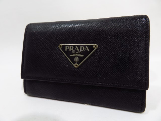 プラダ　キーケース