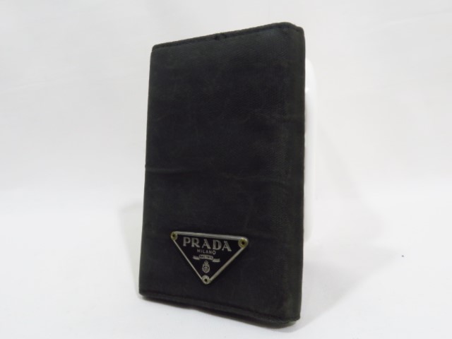 プラダ　キーケース
