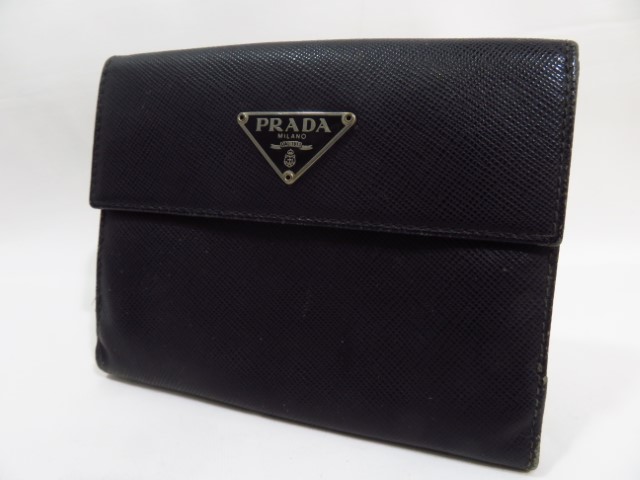 プラダ　財布
