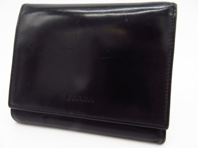プラダ　財布